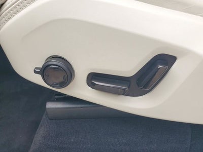 2024 Volvo XC90 Recharge Plug-In Hybrid Ultimate
