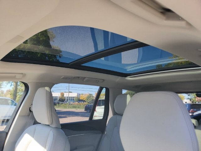 2025 Volvo XC90 Plug-In Hybrid T8 Plus 7 Passenger