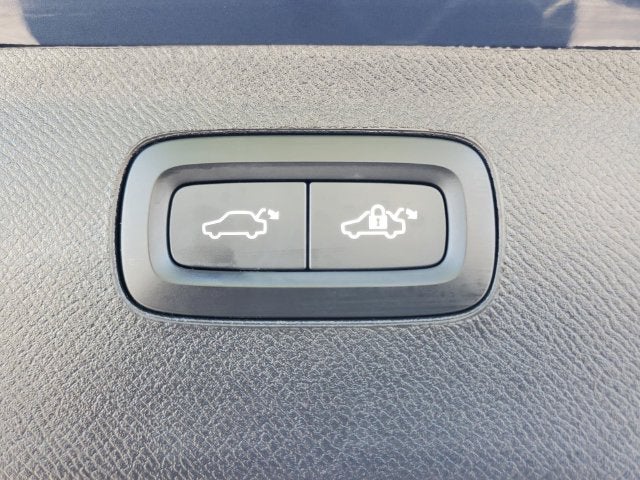2025 Volvo XC90 Plug-In Hybrid T8 Plus 7 Passenger