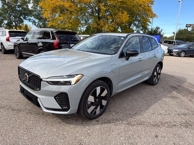 2025 Volvo XC60 Plug-In Hybrid T8 Plus