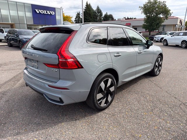 2025 Volvo XC60 Plug-In Hybrid T8 Plus