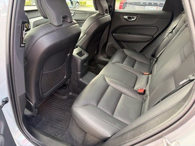 2025 Volvo XC60 Plug-In Hybrid T8 Plus