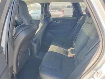 2025 Volvo XC60 Plug-In Hybrid T8 Plus