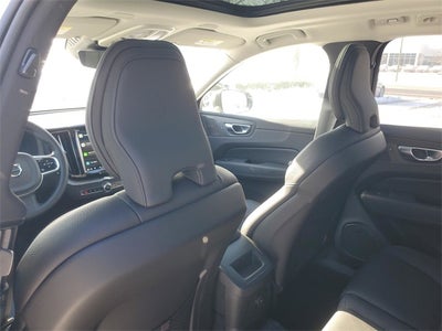 2025 Volvo XC60 Plug-In Hybrid T8 Plus