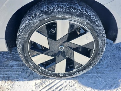 2025 Volvo XC60 Plug-In Hybrid T8 Plus