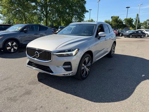 2022 Volvo XC60 B5 Inscription