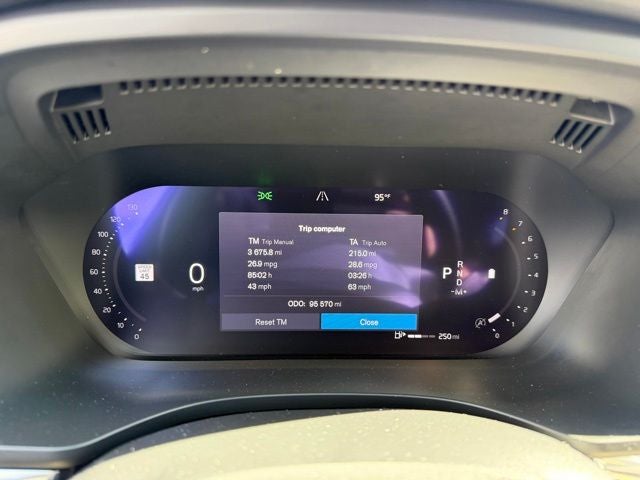 2022 Volvo XC60 B5 Inscription