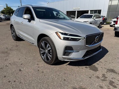 2022 Volvo XC60 B5 Inscription