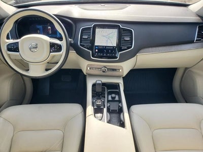 2023 Volvo XC90 B5 Plus