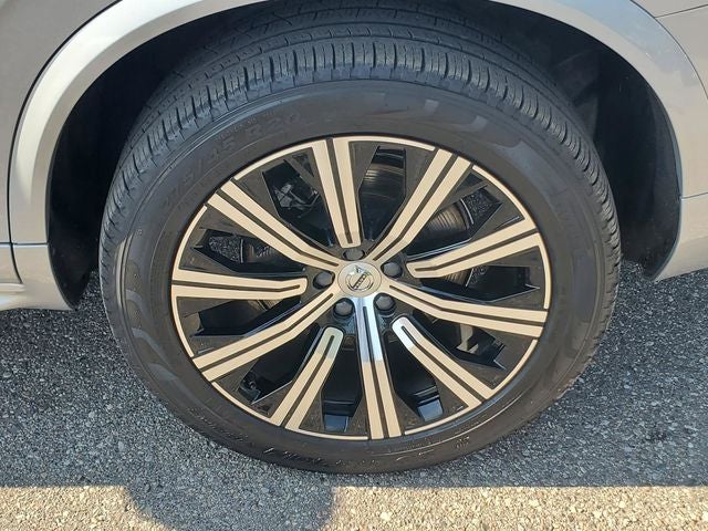 2023 Volvo XC90 B5 Core