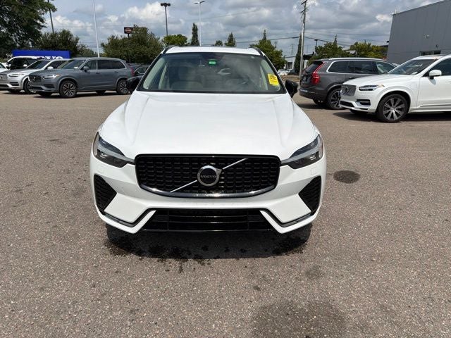 2024 Volvo XC60 B5 Core