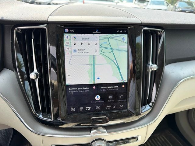 2024 Volvo XC60 B5 Core