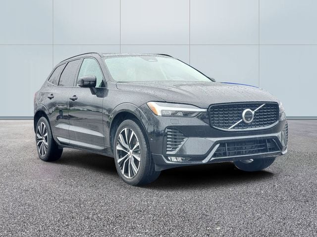 2024 Volvo XC60 B5 Plus Dark Theme