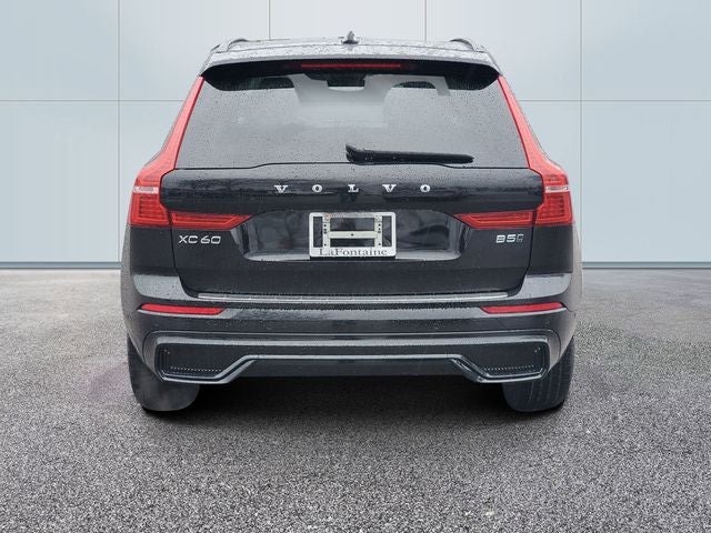 2024 Volvo XC60 B5 Plus Dark Theme