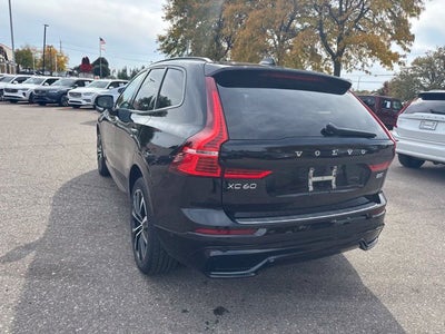 2024 Volvo XC60 B5 Plus Dark Theme