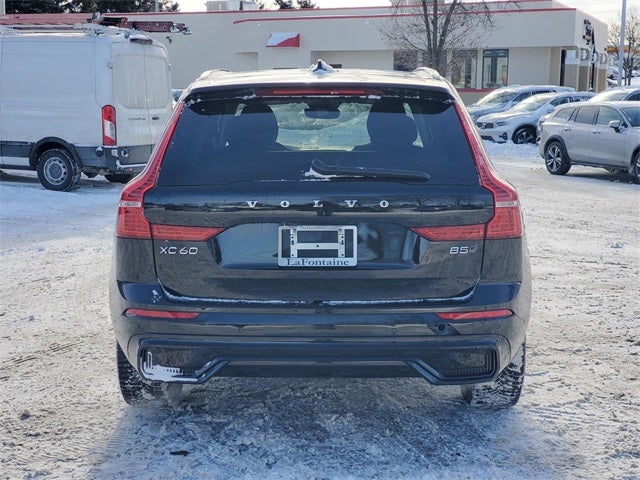 2024 Volvo XC60 B5 Plus Dark Theme