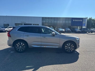 2022 Volvo XC60 B5 Inscription