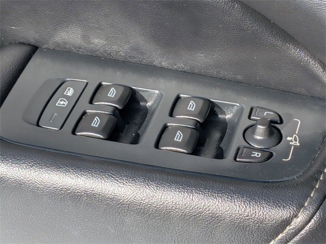 2022 Volvo XC60 B5 Inscription