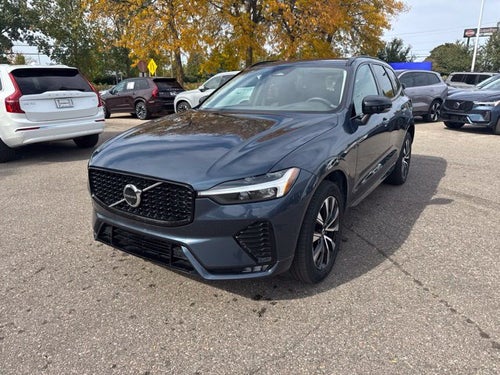 2024 Volvo XC60 B5 Plus Dark Theme