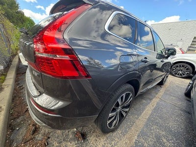 2023 Volvo XC60 B5 Plus Bright Theme
