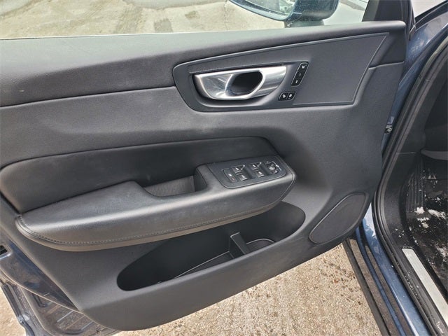 2023 Volvo XC60 B5 Core