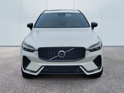 2023 Volvo XC60 B5 Ultimate Dark Theme