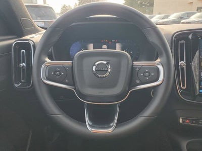 2025 Volvo XC40 B5 Plus Dark Theme