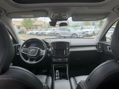 2026 Volvo XC40 B5 Plus