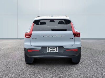 2026 Volvo XC40 B5 Plus
