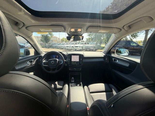 2026 Volvo XC40 B5 Plus