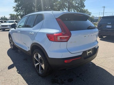 2026 Volvo XC40 B5 Plus