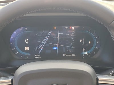 2025 Volvo XC40 B5 Core