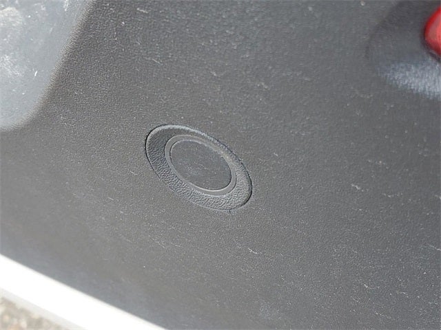 2025 Volvo XC40 B5 Core