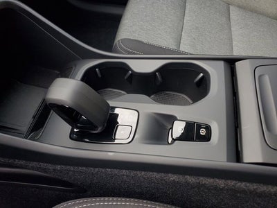 2026 Volvo XC40 B5 Core