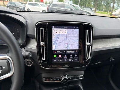 2026 Volvo XC40 B5 Core