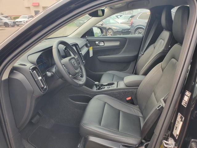 2026 Volvo XC40 B5 Core