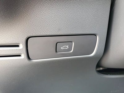 2026 Volvo XC40 B5 Core