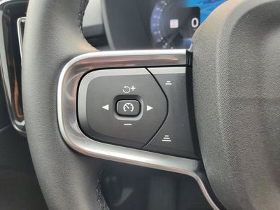 2026 Volvo XC40 B5 Core