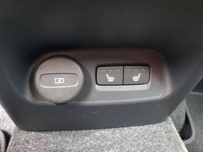 2026 Volvo XC40 B5 Core