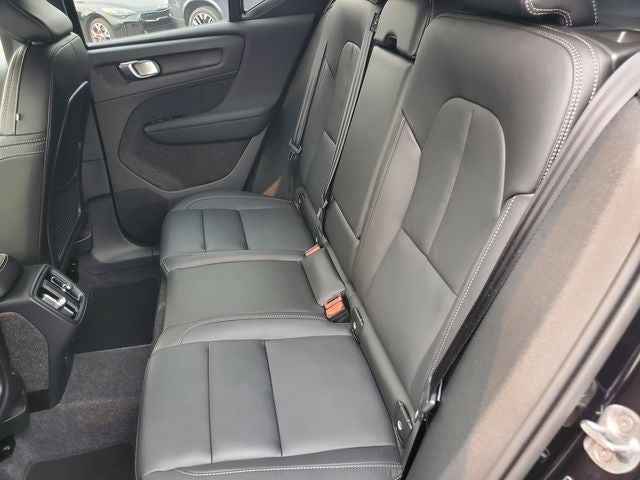 2026 Volvo XC40 B5 Core