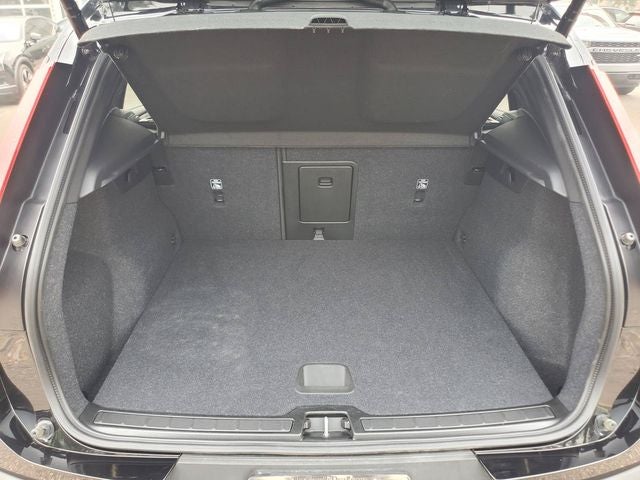 2026 Volvo XC40 B5 Core