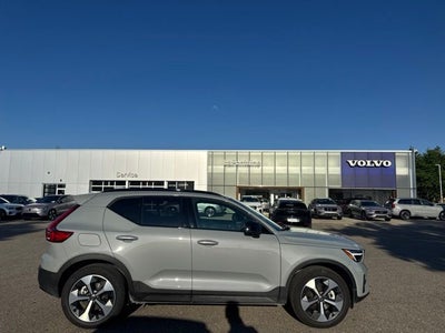 2026 Volvo XC40 B5 Core