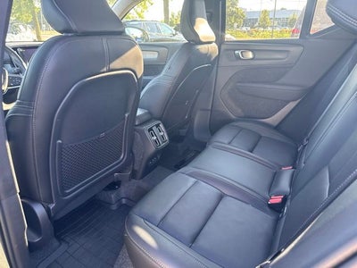 2026 Volvo XC40 B5 Core