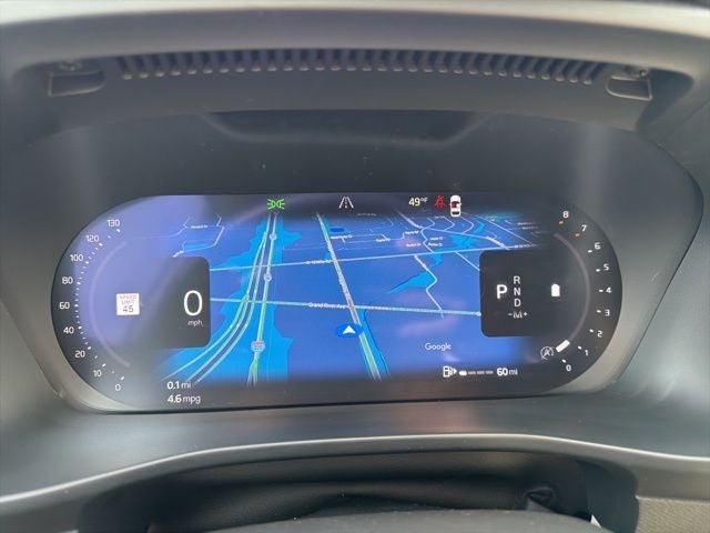 2024 Volvo XC40 B5 Plus Dark Theme