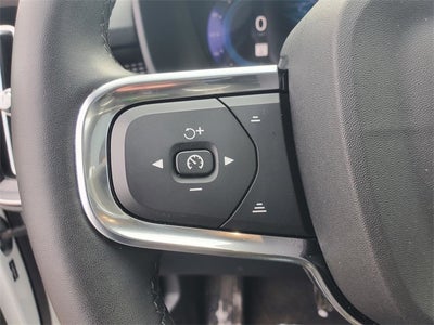 2024 Volvo XC40 Ultimate