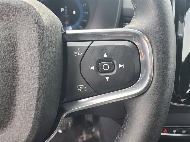 2024 Volvo XC40 Ultimate