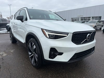 2024 Volvo XC40 Ultimate