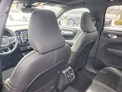 2024 Volvo XC40 Ultimate