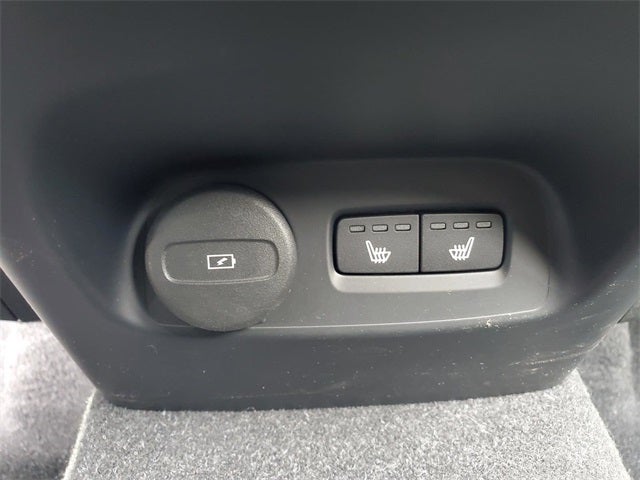 2024 Volvo XC40 Ultimate