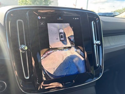 2026 Volvo XC40 B5 Ultra